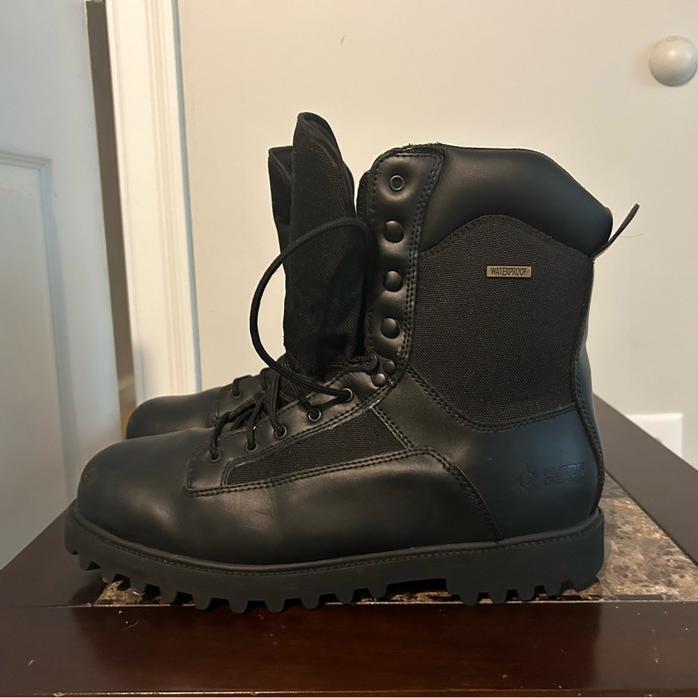 Men’s Guide Gear Thinsulate Insulation 800 gram Waterproof Boots